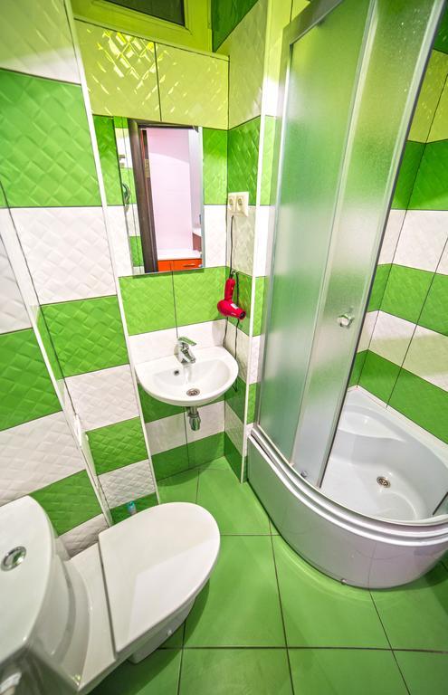 Apartment On Rappoporta 7B - 2 リヴィウ エクステリア 写真